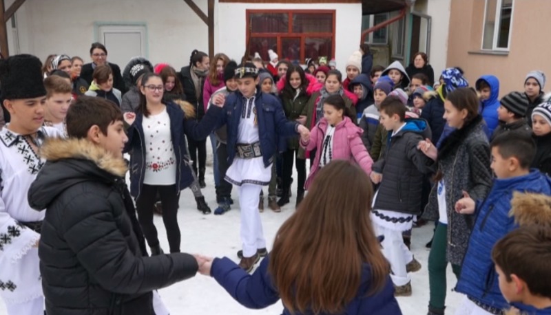 Unirea Principatelor Române a fost celebrată în școlile din Ibănești