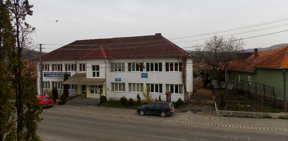 Centrul de Documentare și Informare (CDI)