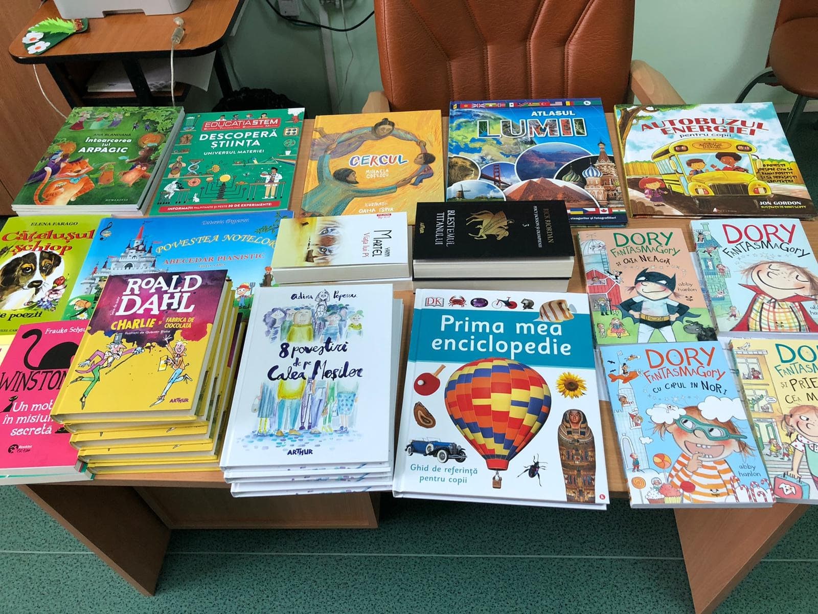 Bibliotecile școlare din Ibănești s-au îmbogățit cu titluri noi și atractive