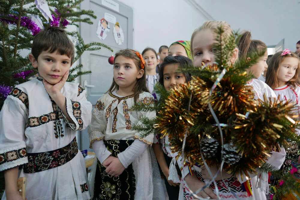 Colindăm, colindăm!